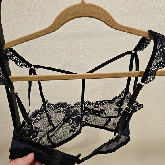 VS bralette - Picture 9 of 12